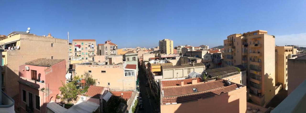 La Luna Appartamento Con Terrazza E Due Camere Cagliari Extérieur photo